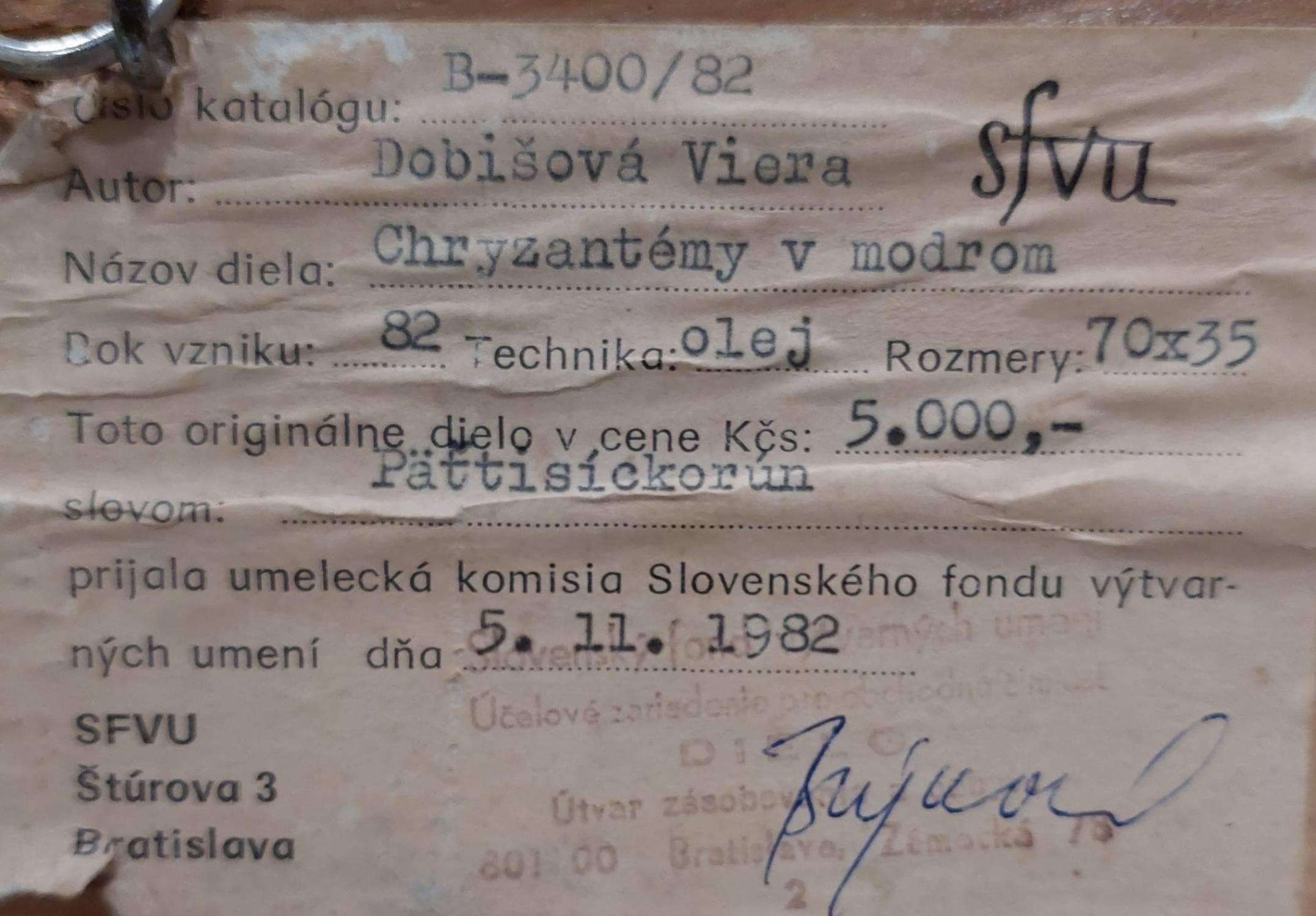 Chryzantémy v modrom